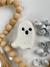 Load image into Gallery viewer, BOO