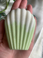 Load image into Gallery viewer, Bath Bomb- Ocean Dreams